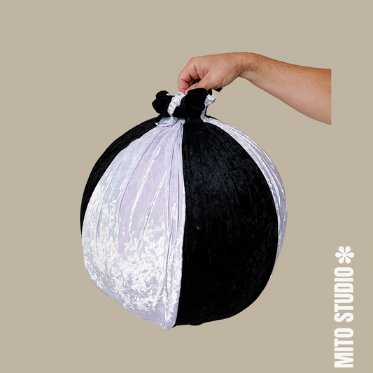 Esfera N&B Inflable