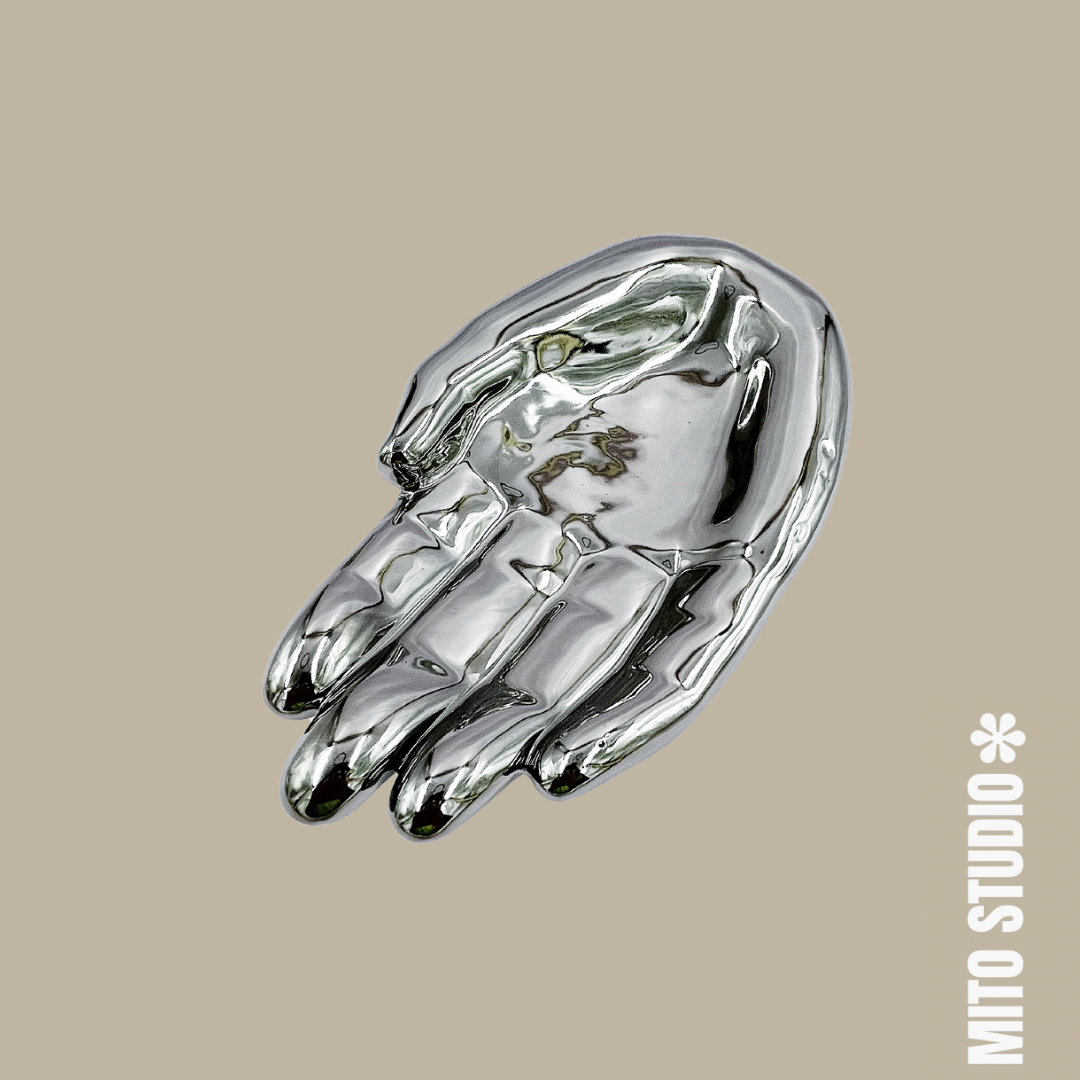 LA MANO