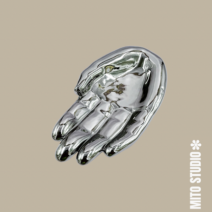 LA MANO
